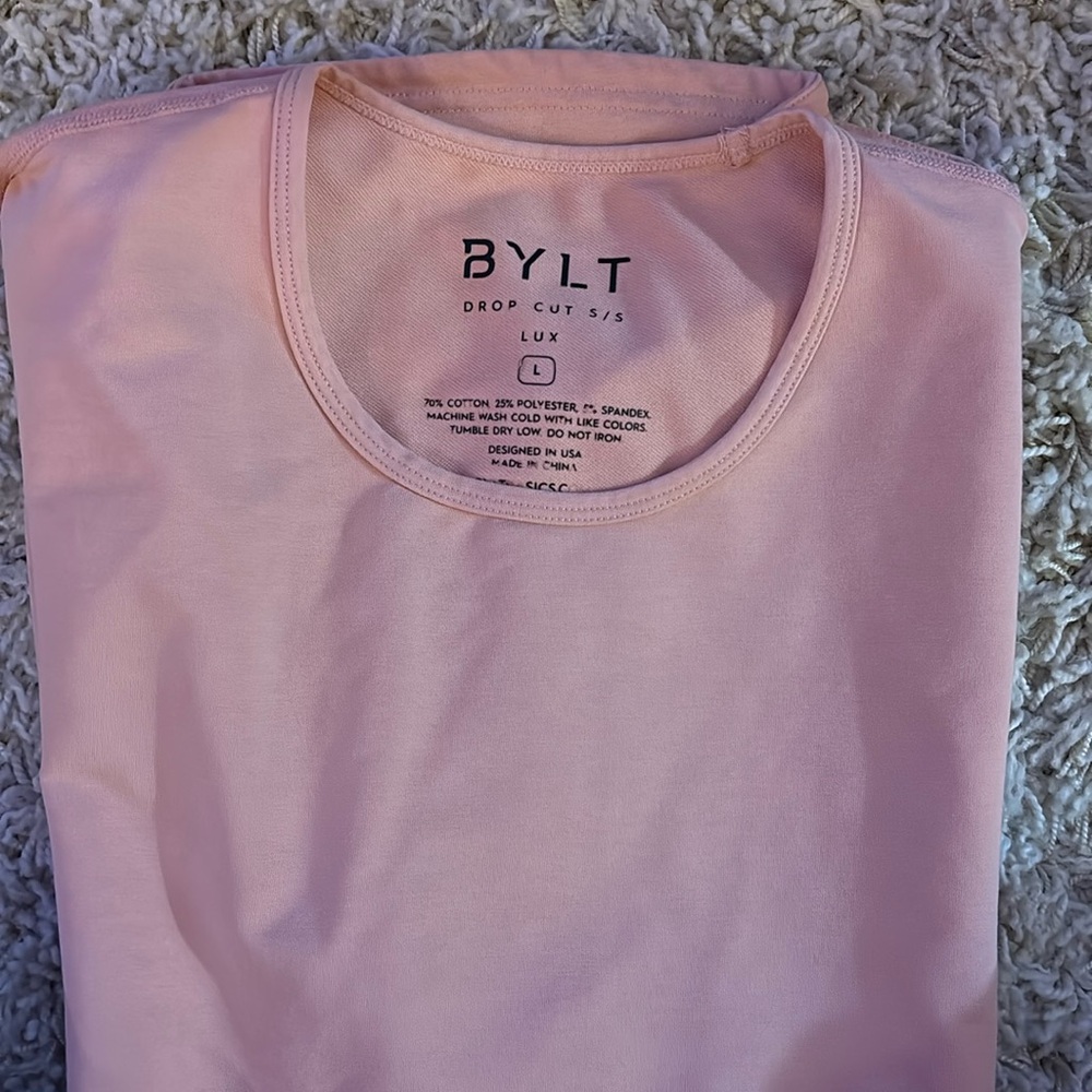 Short sleeve